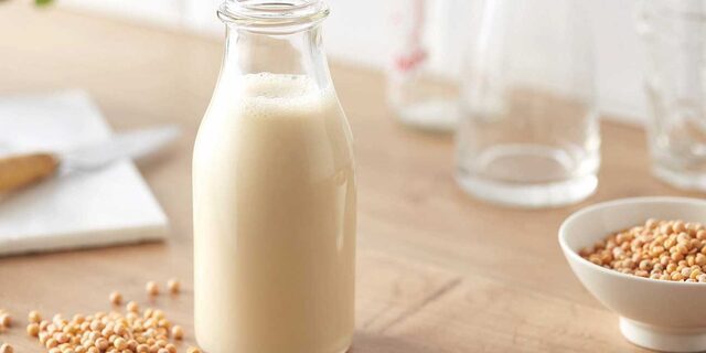 Nếu bạn uống sữa đậu nành thường xuyên sẽ tránh được tình trạng bị táo bón vì cơ quan tiêu hóa hoạt động hiệu quả hơn